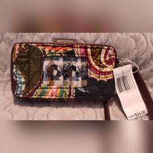 NWT! Vera Bradley Smartphone Wristlet